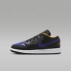 Air Jordan 1 Low Older Kids' Shoes. Nike IN